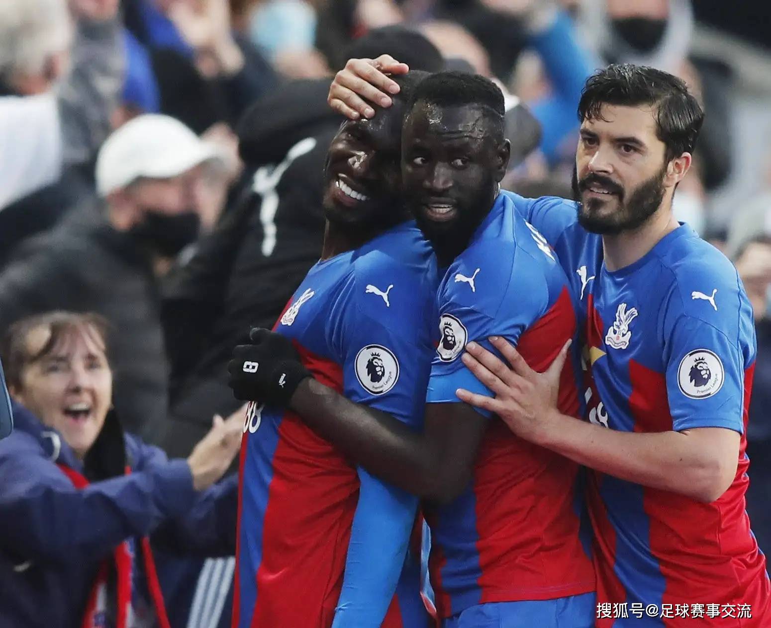 米兰足球- 曼城对阿斯顿维拉全场录像回放 