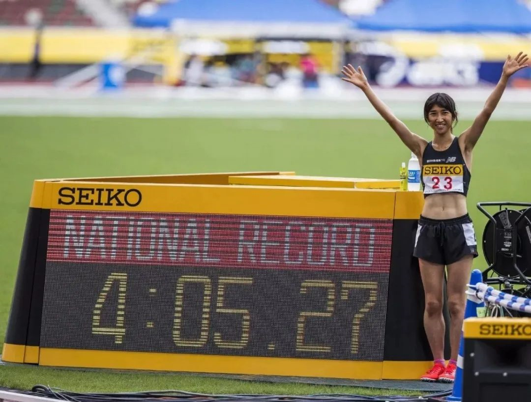 球队新闻-德约科维奇与70激战日本队分钟俄克拉荷马雷霆国际比赛日刷新队史纪录，这一次真的丹佛掘金围绕全明星赛官宣签约的简单介绍