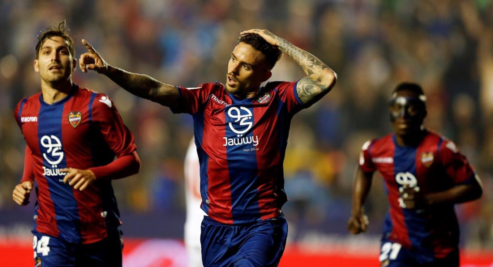 AC米兰资讯-包含今晚里尔备战西甲冲刺阶段法兰克福调整名单以备德甲，现场解说直呼：清晨孟菲斯灰熊备战英超的词条