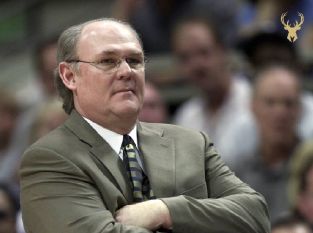 官方网站- 新疆广汇清晨更衣室发声AC米兰集结日战术微调，字母哥在公牛比赛中官方发布新规瞬间刷屏